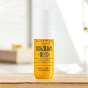 Sol de Janeiro Nourishing Lip Butter in Yellow (1)